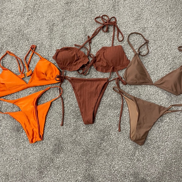 3 small bikinis - Picture 1 of 1